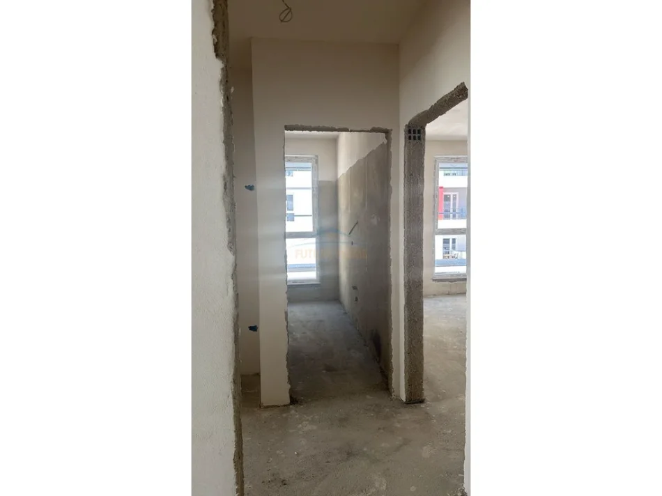 Tirane, shitet apartament 2+1 Kati 2, 109 m² 131.316 € (Univers City)