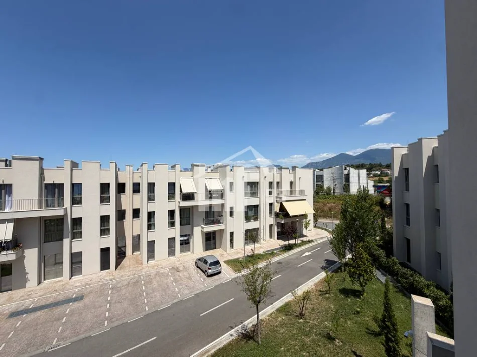 Tirane, shitet apartament 2+1 Kati 2, 119 m² 595.000 € (“GREEN VALLEY” REZIDENCE, PËRBALLË LIQENIT ARTIFICIAL)
