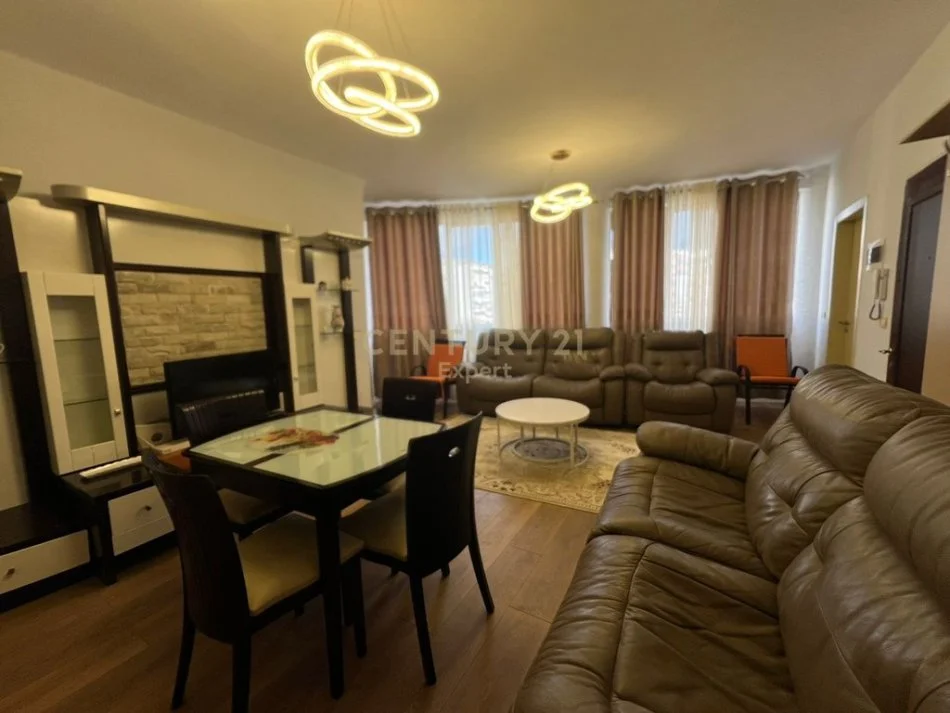 Tirane, shitet apartament 2+1 Kati 2, 64 m² 95.000 €