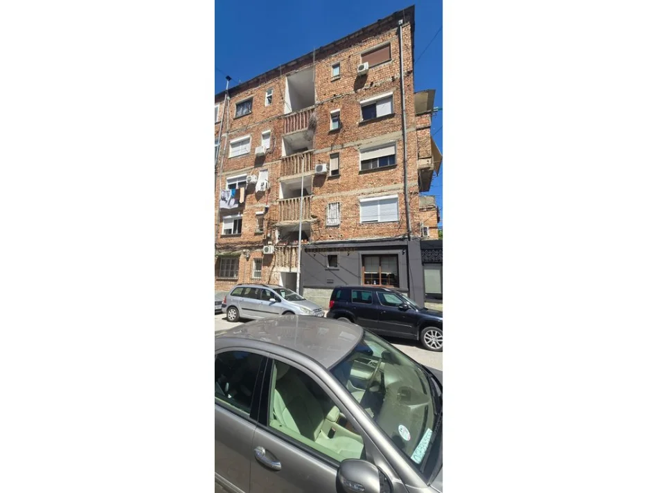 Tirane, shitet apartament 2+1 Kati 2, 72 m² 193.000 € (Myslym Shyri)