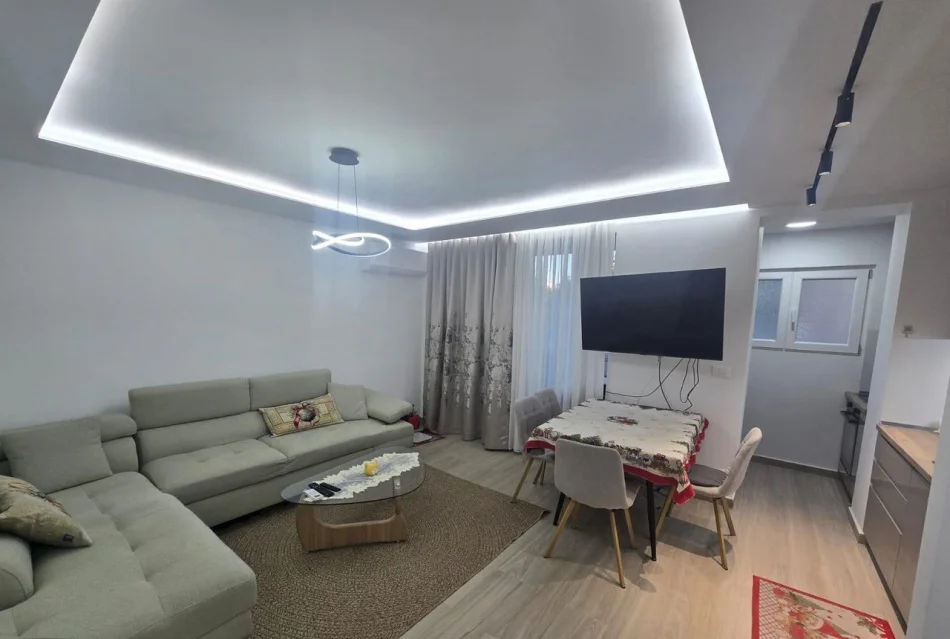 Tirane, shitet apartament 2+1 Kati 2, 78 m² 200.000 € (Brryli)