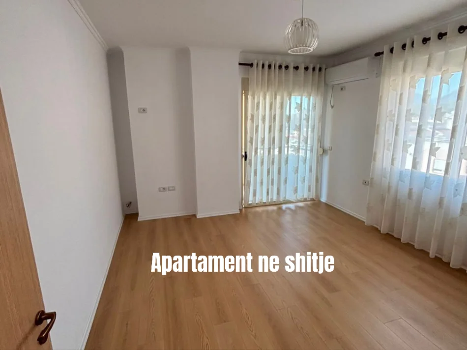 Tirane, shitet apartament 2+1 Kati 2, 88 m² 135.000 € (Fresku)