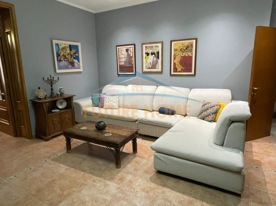 Tirane, shitet apartament 2+1 Kati 2, 96 m² 260.000 € (BLLOKU)