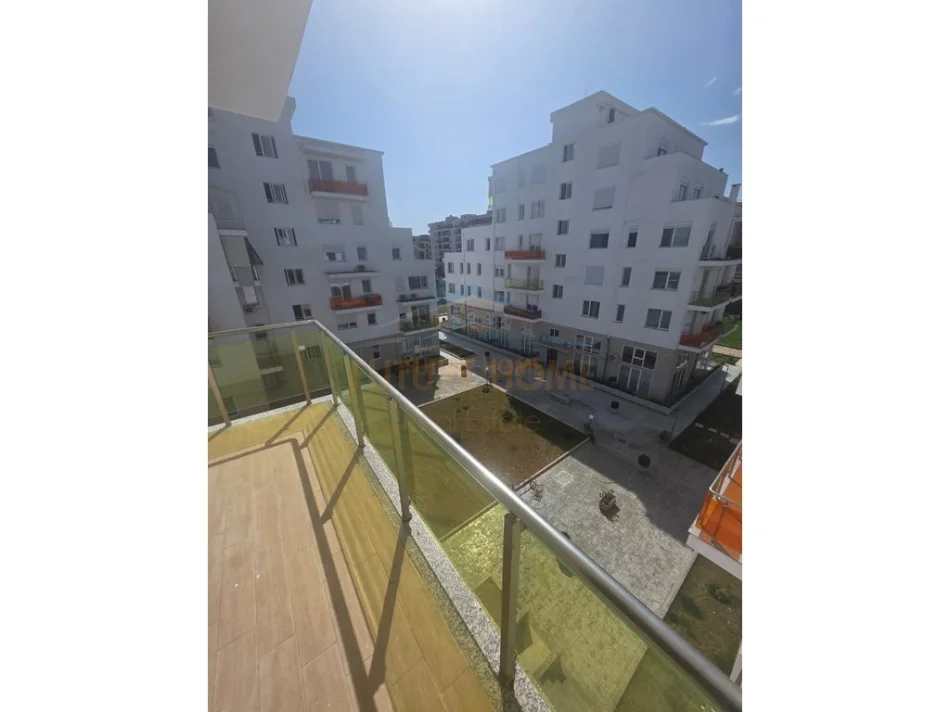 Tirane, shitet apartament 2+1 Kati 3, 104 m² 153.000 €