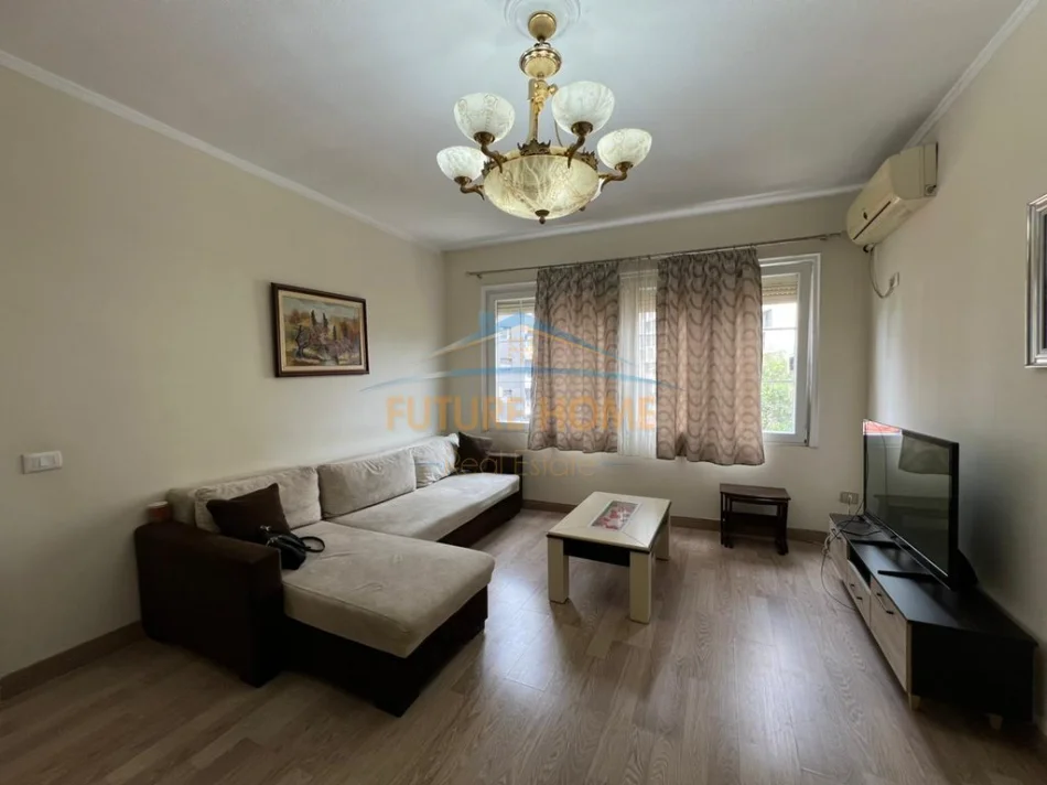 Tirane, shitet apartament 2+1 Kati 3, 109 m² 210.000 € (RRUGA E DURRESIT)