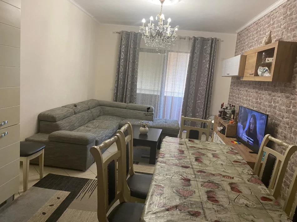 Tirane, shitet apartament 2+1 Kati 3, 116 m² 180.000 € (YZBERISHT)
