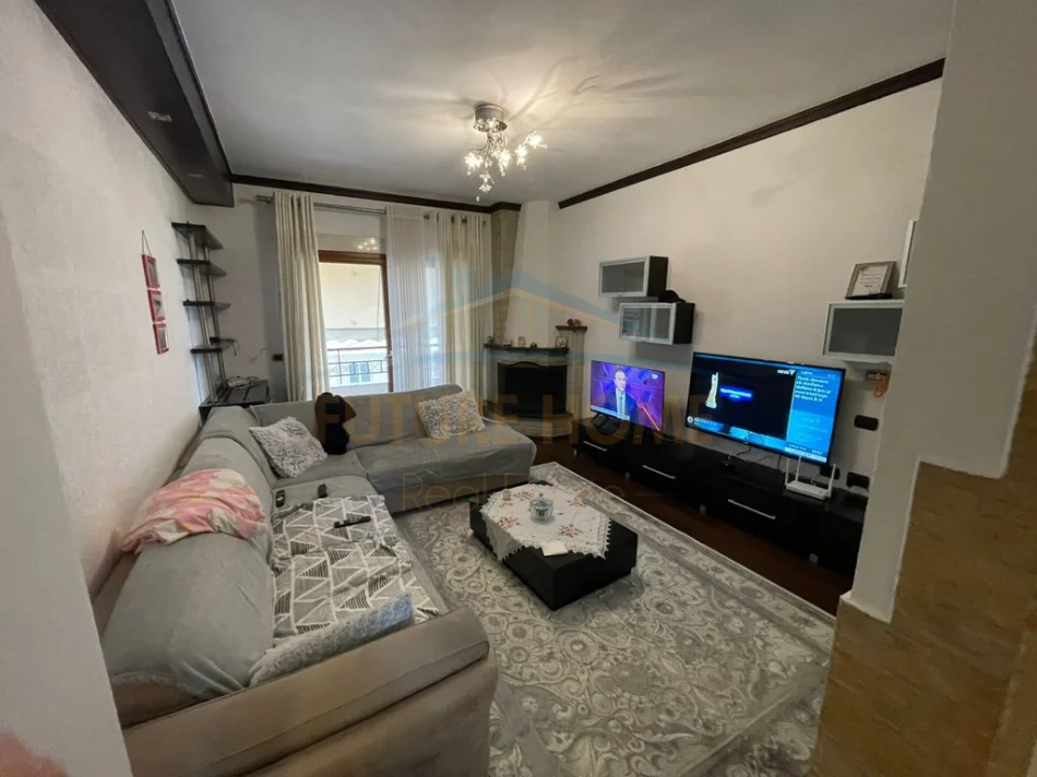 Tirane, shitet apartament 2+1 Kati 3, 121 m² 247.000 € (KODRA E DJELLIT)