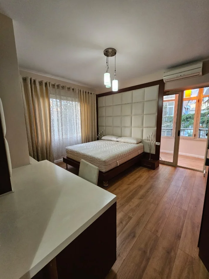 Tirane, shitet apartament 2+1 Kati 3, 234.000 € (Rruga Mine Peza)