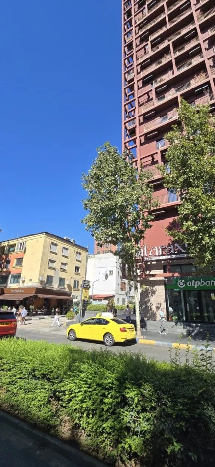 Tirane, shitet apartament 2+1 Kati 3, 72 m² 195.000 € (21 Dhjetori)
