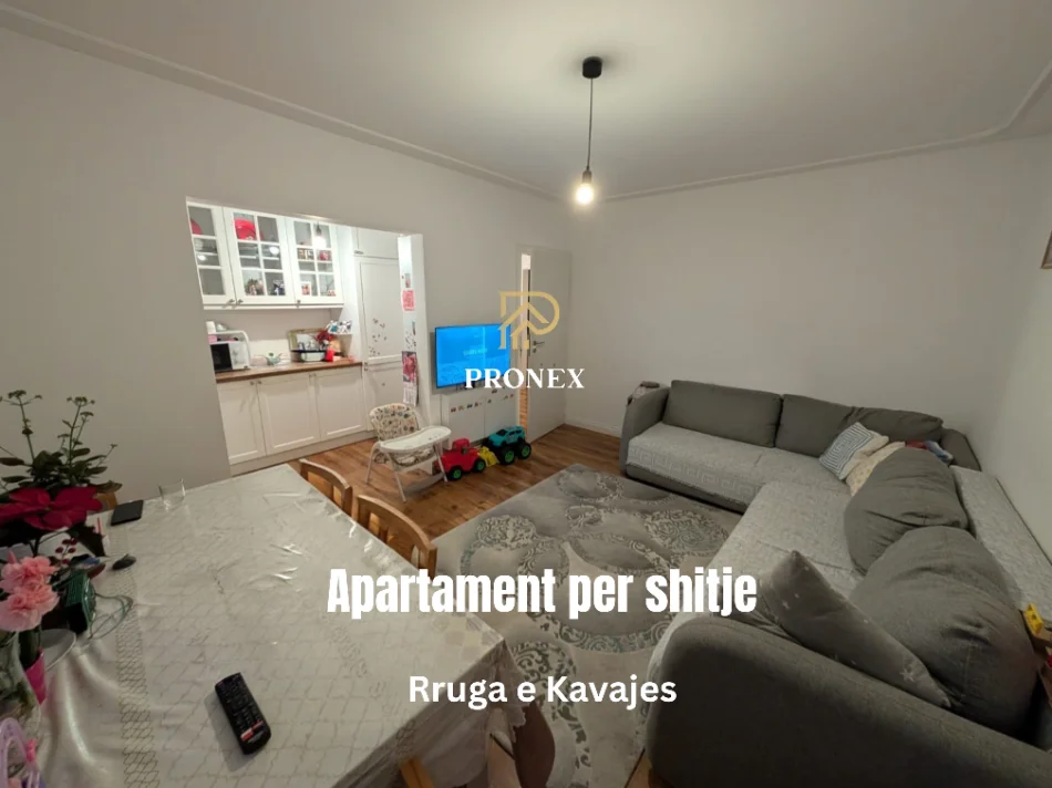 Tirane, shitet apartament 2+1 Kati 3, 75 m² 160000 € (Rruga e Kavajes)