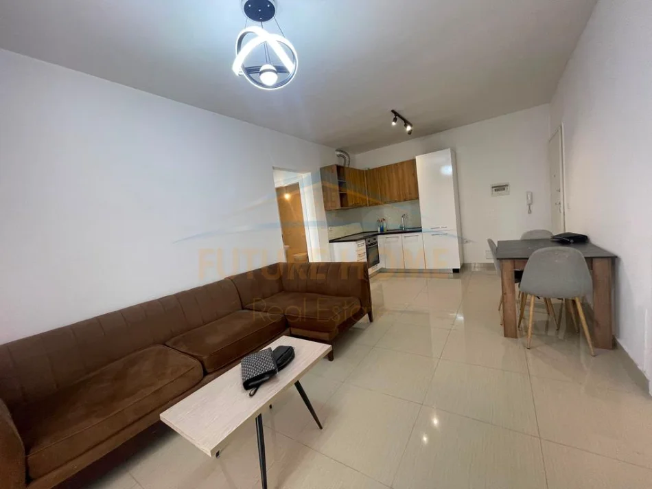 Tirane, shitet apartament 2+1 Kati 3, 84 m² 204.000 € (21 DHJETORI)