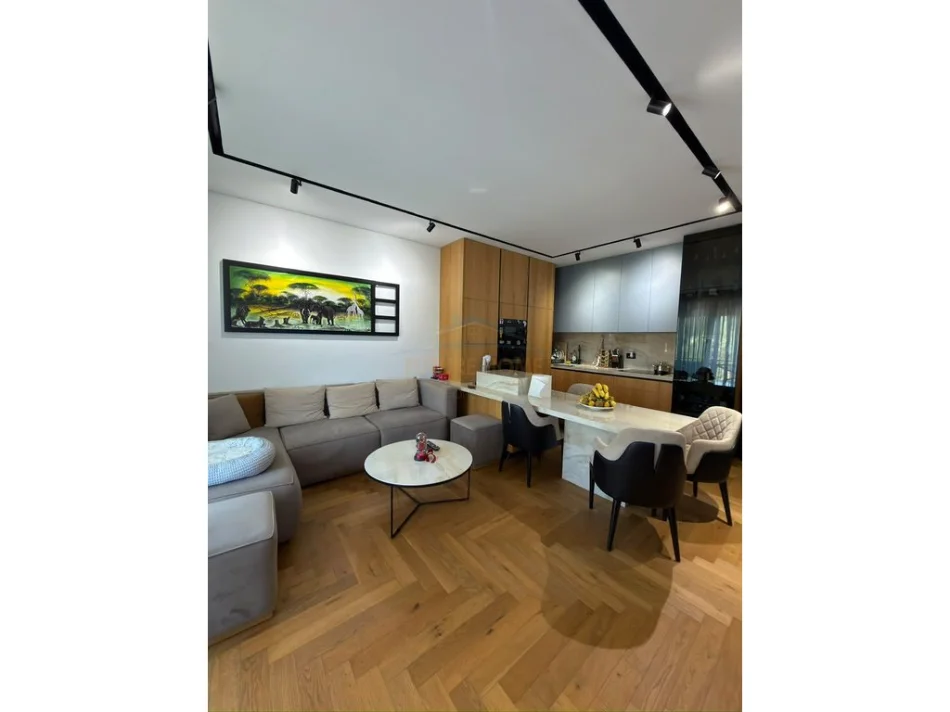Tirane, shitet apartament 2+1 Kati 3, 92 m² 290.000 € (Selite)