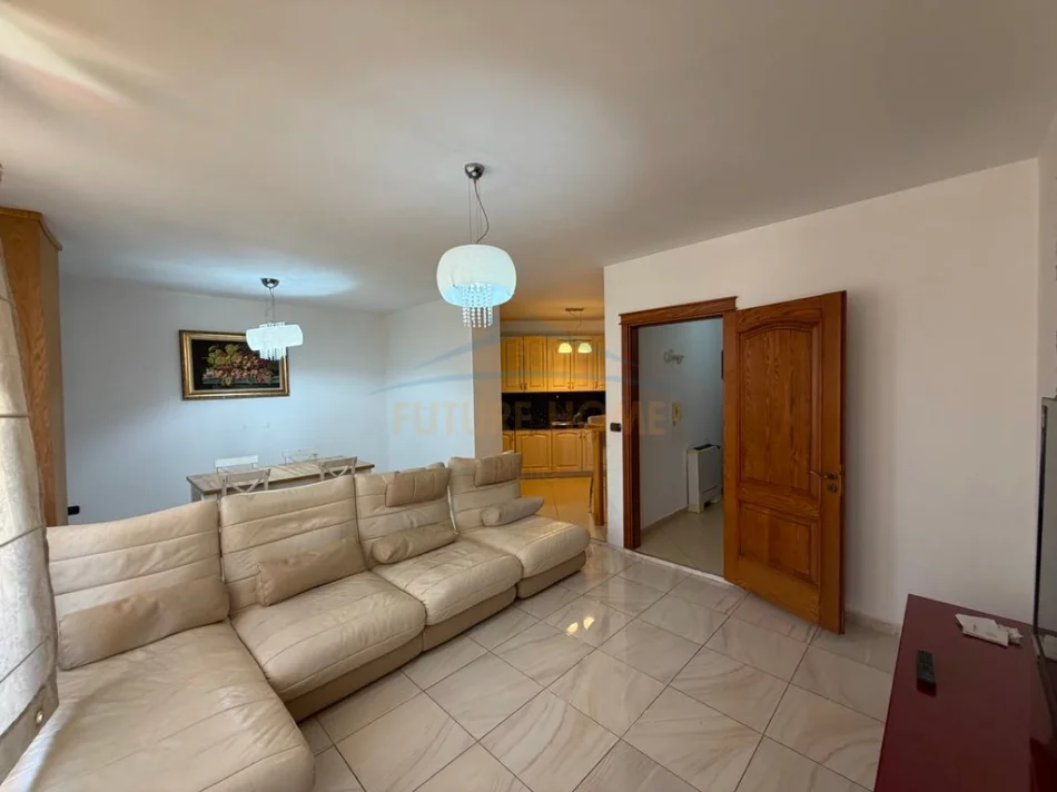 Tirane, shitet apartament 2+1 Kati 3, 94 m² 310.000 € (21 DHJETORI)