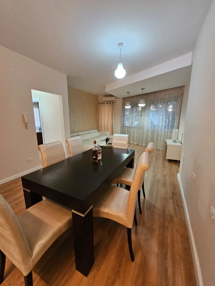 Tirane, shitet apartament 2+1 Kati 3, 97 m² 234.000 € (MINE PEZA)