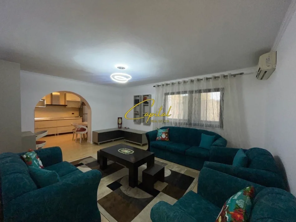 Tirane, shitet apartament 2+1 Kati 4, 100 m² 192.000 € (SHKOLLA E BALETIT)