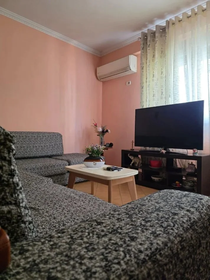 Tirane, shitet apartament 2+1 Kati 4, 138.000 € (Casa Italia)