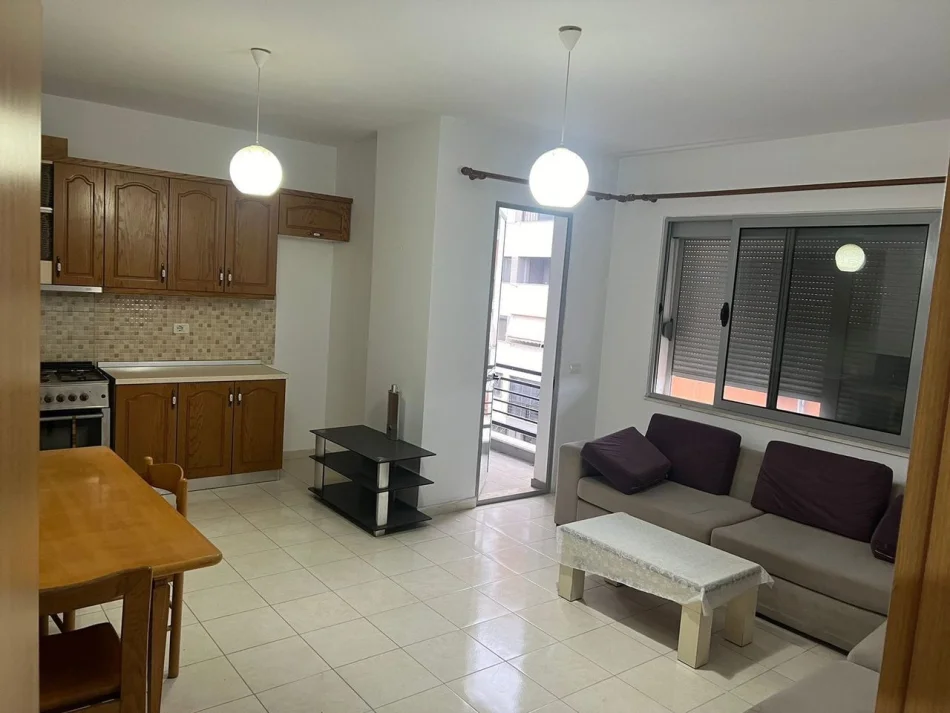 Tirane, shitet apartament 2+1 Kati 4, 154.650 € (Kompleksi Molla Astir)