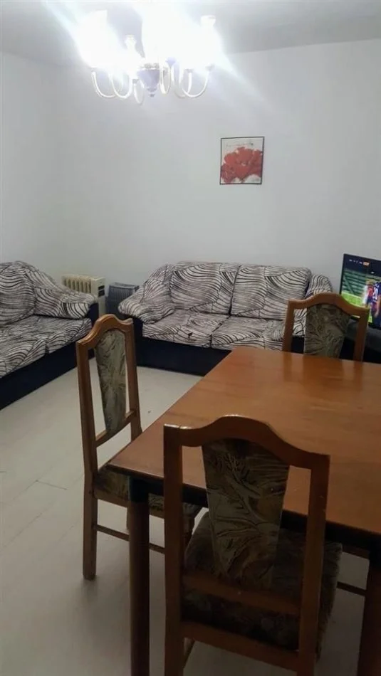 Tirane, shitet apartament 2+1 Kati 4, 65 m² 123.000 € (BURGU I GRAVE)