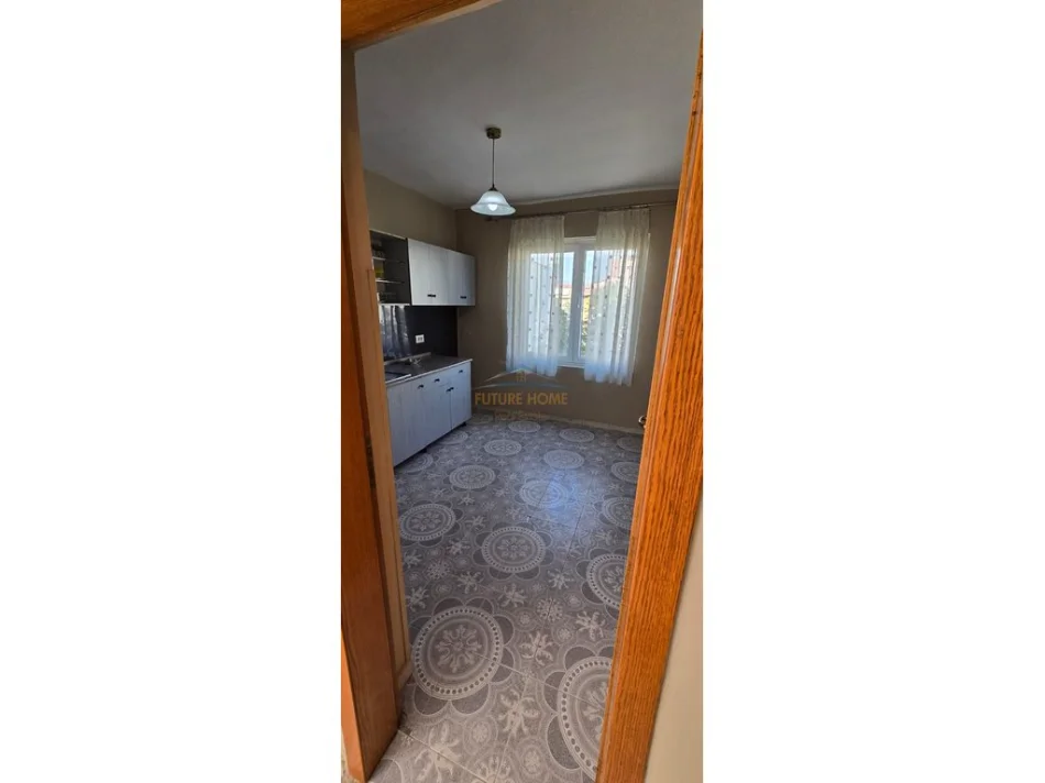 Tirane, shitet apartament 2+1 Kati 4, 65 m² 158.000 € (Muhamet Gjollesha)