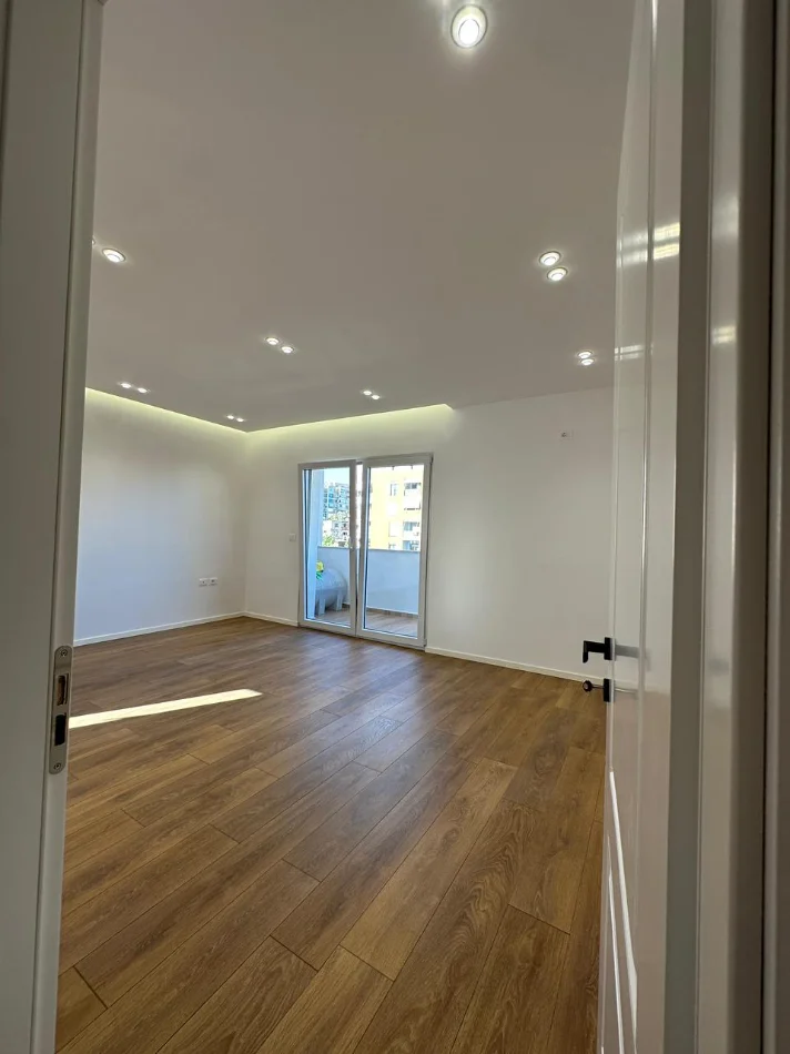 Tirane, shitet apartament 2+1 Kati 4, 75 m² 193.000 € (BULEVARDI ZOGU I PARE)
