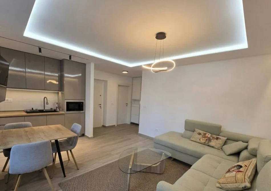 Tirane, shitet apartament 2+1 Kati 4, 76 m² 189.000 € (Brryl)