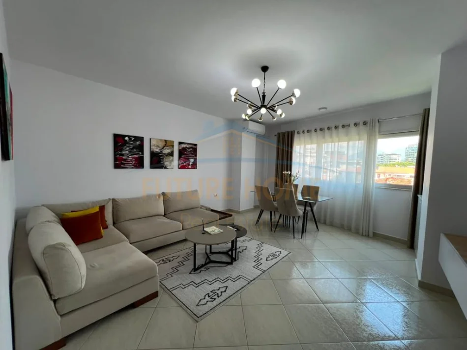 Tirane, shitet apartament 2+1 Kati 4, 76 m² 230.000 € (Komuna e Parisit)