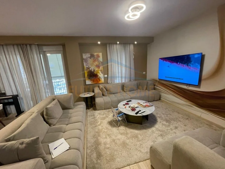 Tirane, shitet apartament 2+1 Kati 4, 99 m² 223.000 €