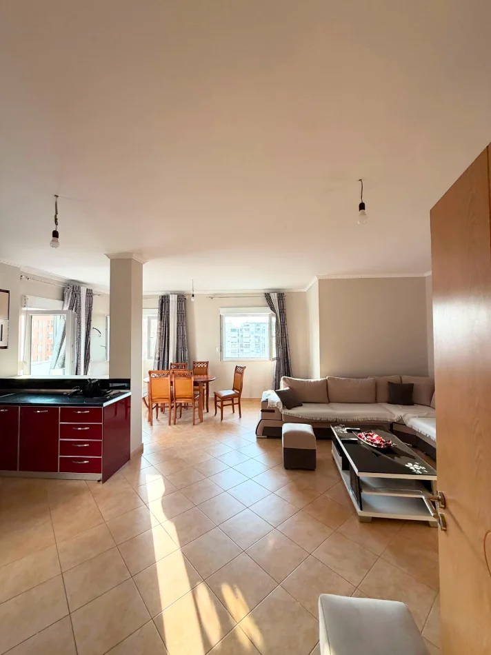 Tirane, shitet apartament 2+1 Kati 5, 110 m² 150.000 €