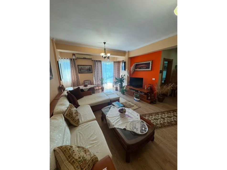 Tirane, shitet apartament 2+1 Kati 5, 110 m² 225.000 € (Ish Nisharaku ,Bulevardi Gjergj Fishta)