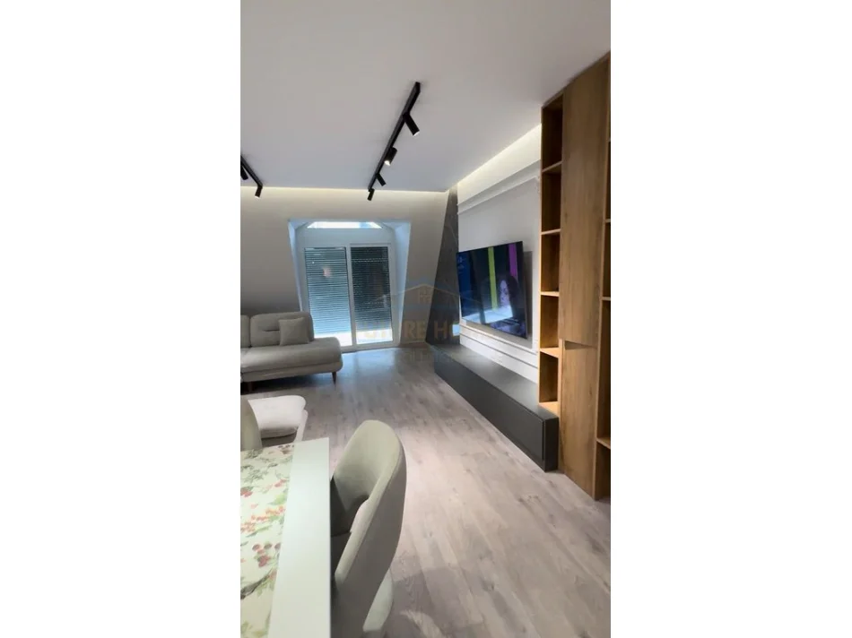 Tirane, shitet apartament 2+1 Kati 5, 122 m² 165.000 € (Rruga Muahmed Deliu , Fresk)