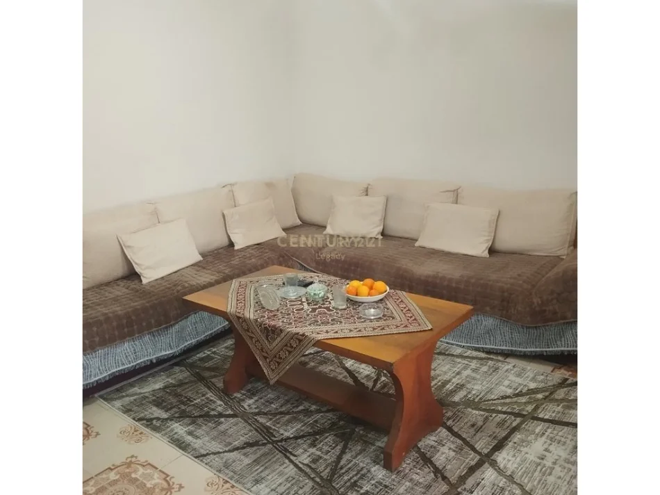 Tirane, shitet apartament 2+1 Kati 5, 150.000 € (Pazari I Ri)
