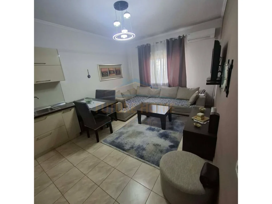 Tirane, shitet apartament 2+1 Kati 5, 81 m² 142.000 € (Unaza e Re)