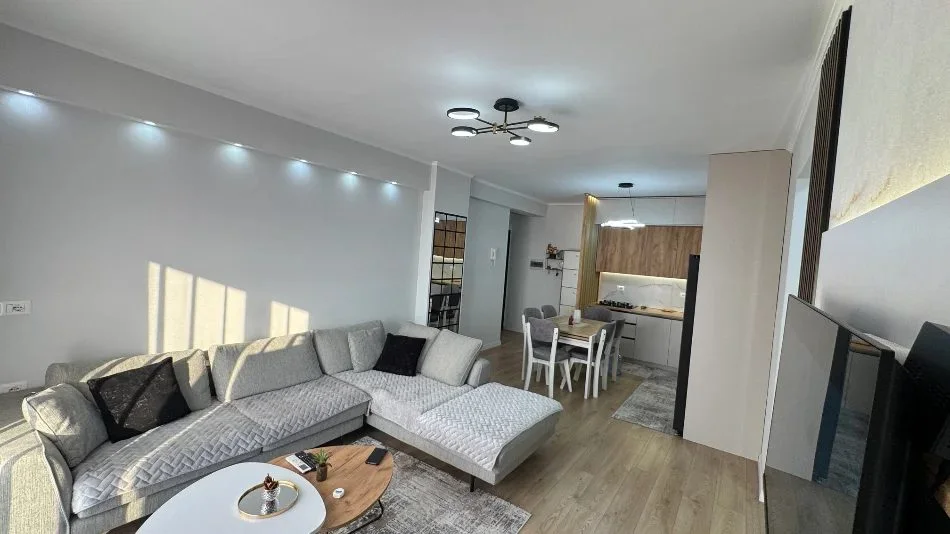Tirane, shitet apartament 2+1 Kati 6, 110.000 € (Bulevardi Donald Trump)