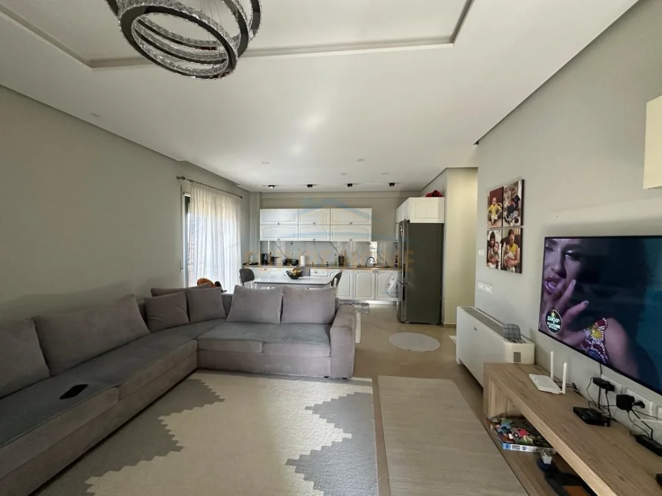 Tirane, shitet apartament 2+1 Kati 6, 117 m² 250.000 € (Green City)