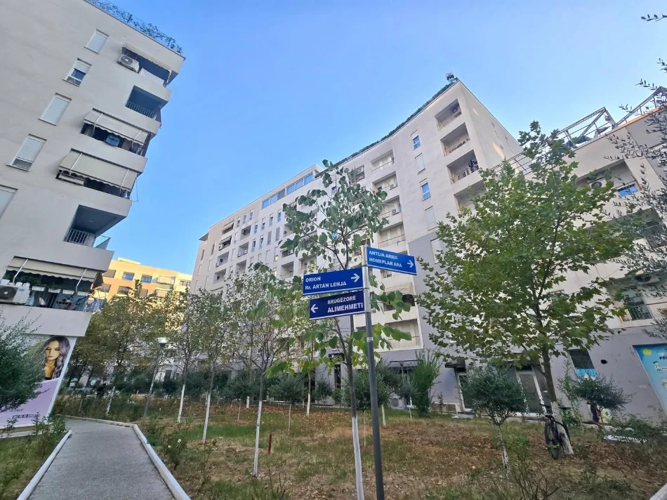 Tirane, shitet apartament 2+1 Kati 6, 120 m² 310.000 € (21 Dhjetori, Kompleksi Kontakt)