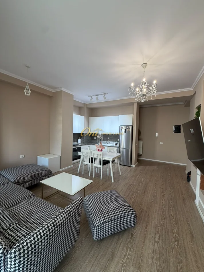 Tirane, shitet apartament 2+1 Kati 6, 132 m² 338.000 € (21 DHJETORI)