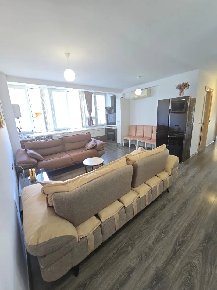 Tirane, shitet apartament 2+1 Kati 6, 90 m² 176.000 € (FUSHA AVIACIONIT)