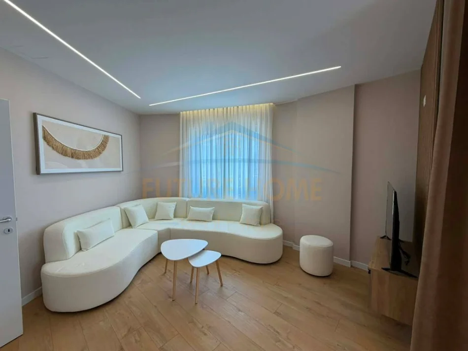 Tirane, shitet apartament 2+1 Kati 7, 101 m² 162.000 €