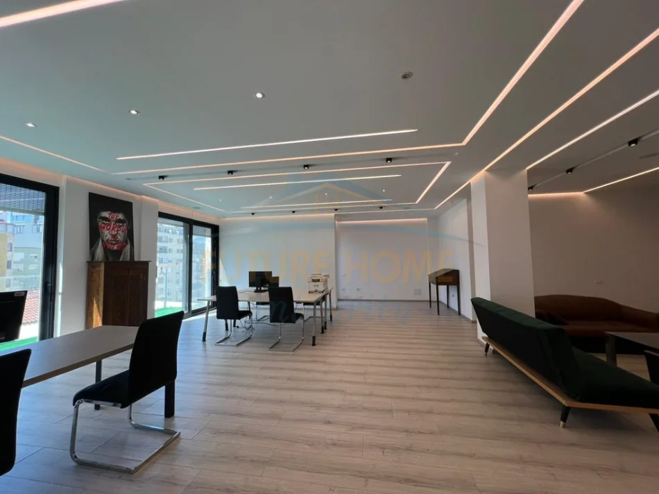 Tirane, shitet apartament 2+1 Kati 7, 101 m² 355000 € (BLLOK)