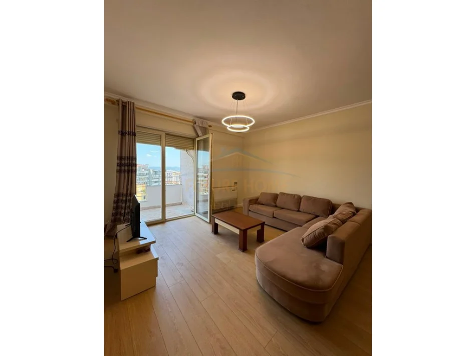 Tirane, shitet apartament 2+1 Kati 7, 114 m² 155.000 € (Restorant Fresku, Rruga e Dajtit)