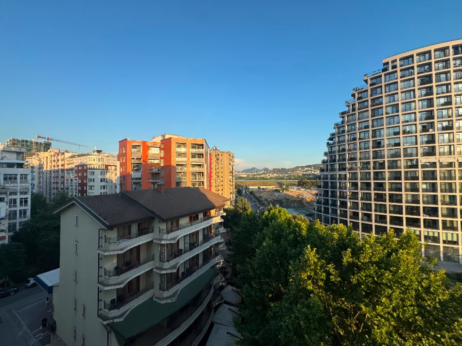 Tirane, shitet apartament 2+1 Kati 7, 116 m² 350.000 € (Rruga e Kosovareve)