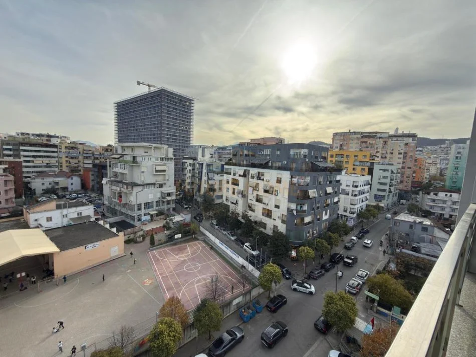 Tirane, shitet apartament 2+1 Kati 7, 118 m² 345.000 € (Komuna e Parisit)