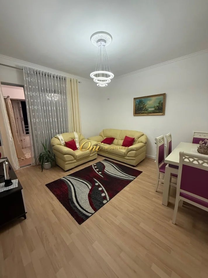 Tirane, shitet apartament 2+1 Kati 7, 84 m² 115.000 € (FRESK)