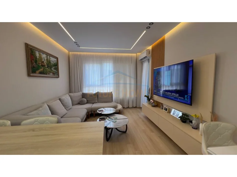 Tirane, shitet apartament 2+1 Kati 8, 104 m² 124.000 € (Kamëz,)