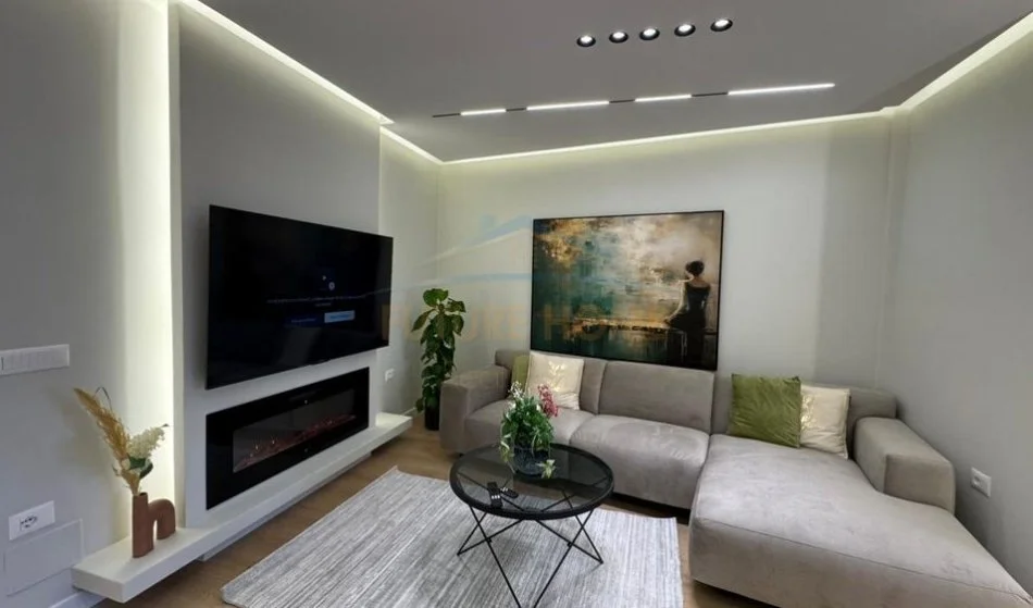 Tirane, shitet apartament 2+1 Kati 8, 117 m² 299.000 € (zogu zi)