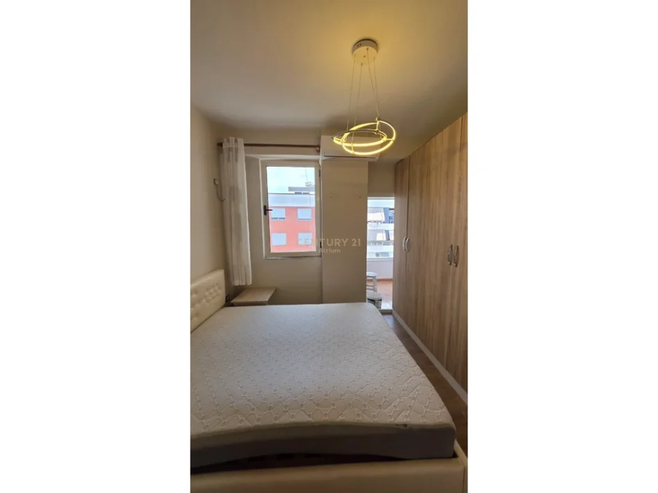 Tirane, shitet apartament 2+1 Kati 8, 72 m² 125.000 €