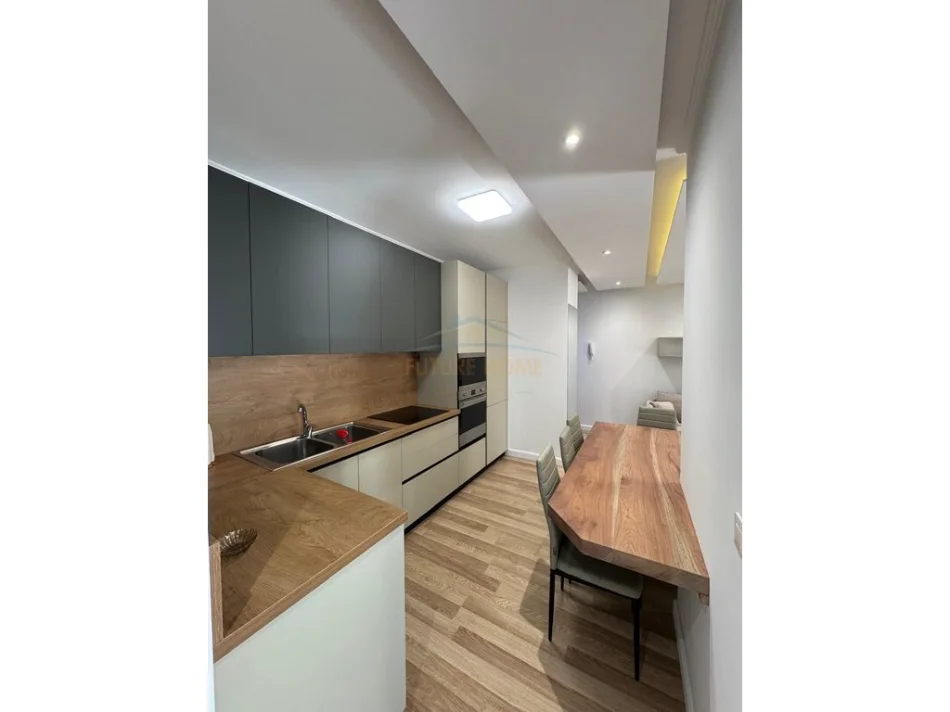 Tirane, shitet apartament 2+1 Kati 8, 96 m² 265.000 € (Don Boskos,te Kompleksi Fiori di Bosko)