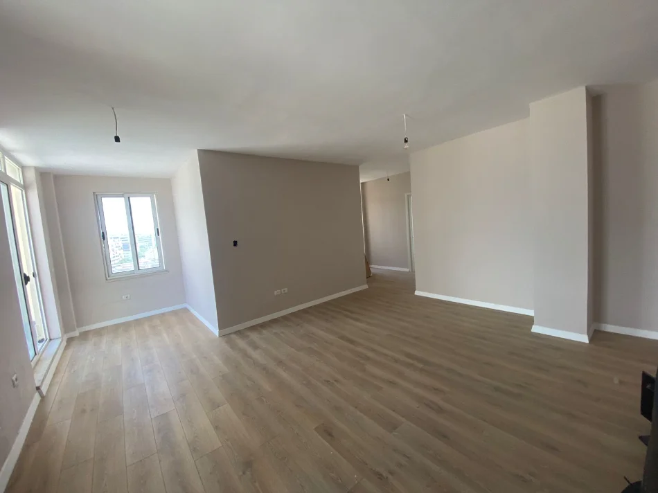 Tirane, shitet apartament 2+1 Kati 9, 105 m² 170.000 € (Astir)