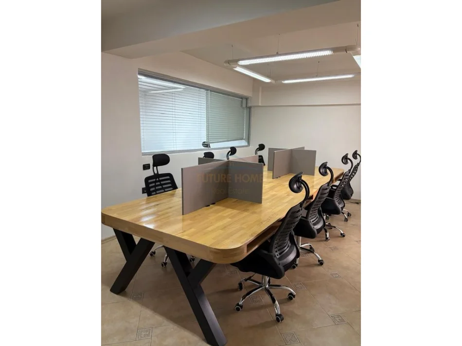 Tirane, shitet apartament 3+1+2 Kati 2, 156 m² 546.000 € (BLLOKU , RRUGA NIKOLLA TUPE)