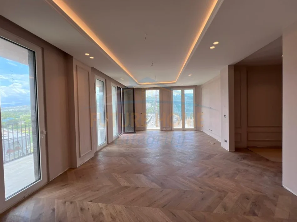 Tirane, shitet apartament 3+1+2, Kati 8, 193 m² (Altana Residence ,Prane Parkut Olimpik  )  Kontaktoni per Cmimin